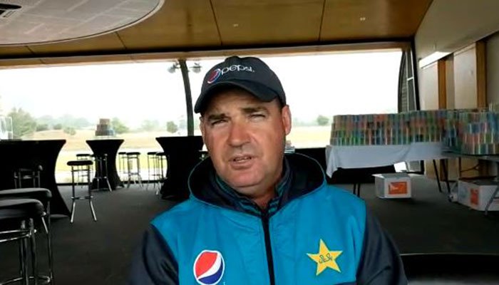 Pakistan coach Mickey Arthur slams ´boorish´ Australia cricketers