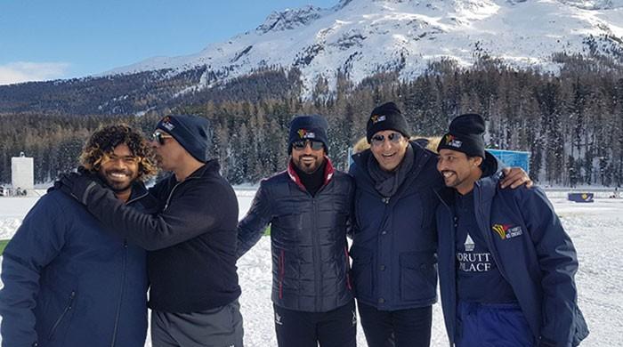 Cricket on ice: Afridi’s Royals take on Sehwag XI in Swiss Alps