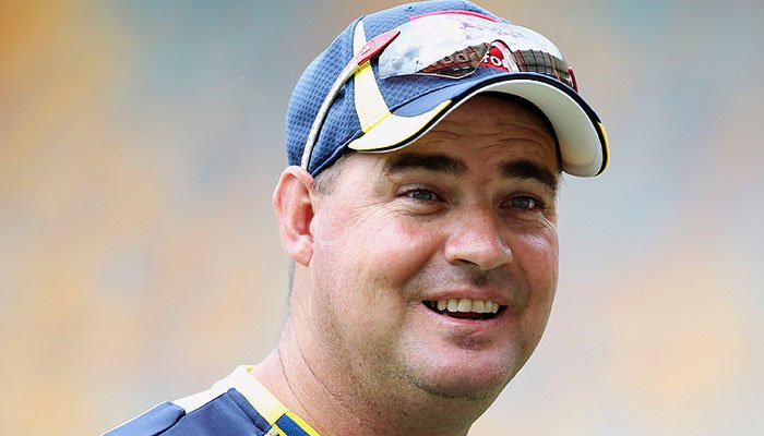 If you can’t field, you can’t play for Pakistan:Arthur