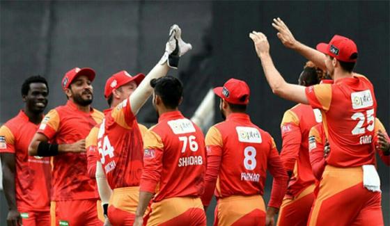 United clinch victory over Qalandars in nail-biting super over