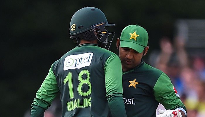 Pakistan down Scotland after Sarfraz's career-best 89