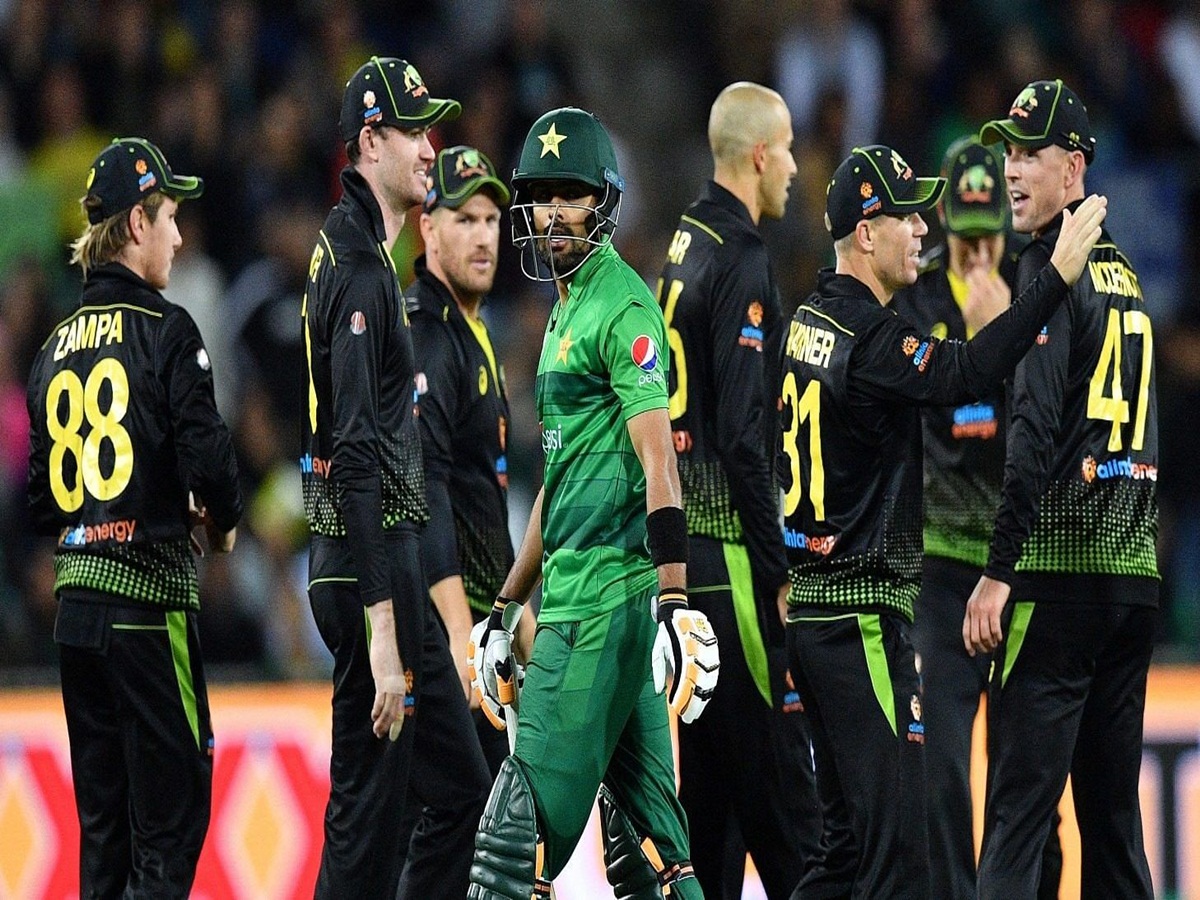 Australia beat Pakistan to reach Super League semi-final