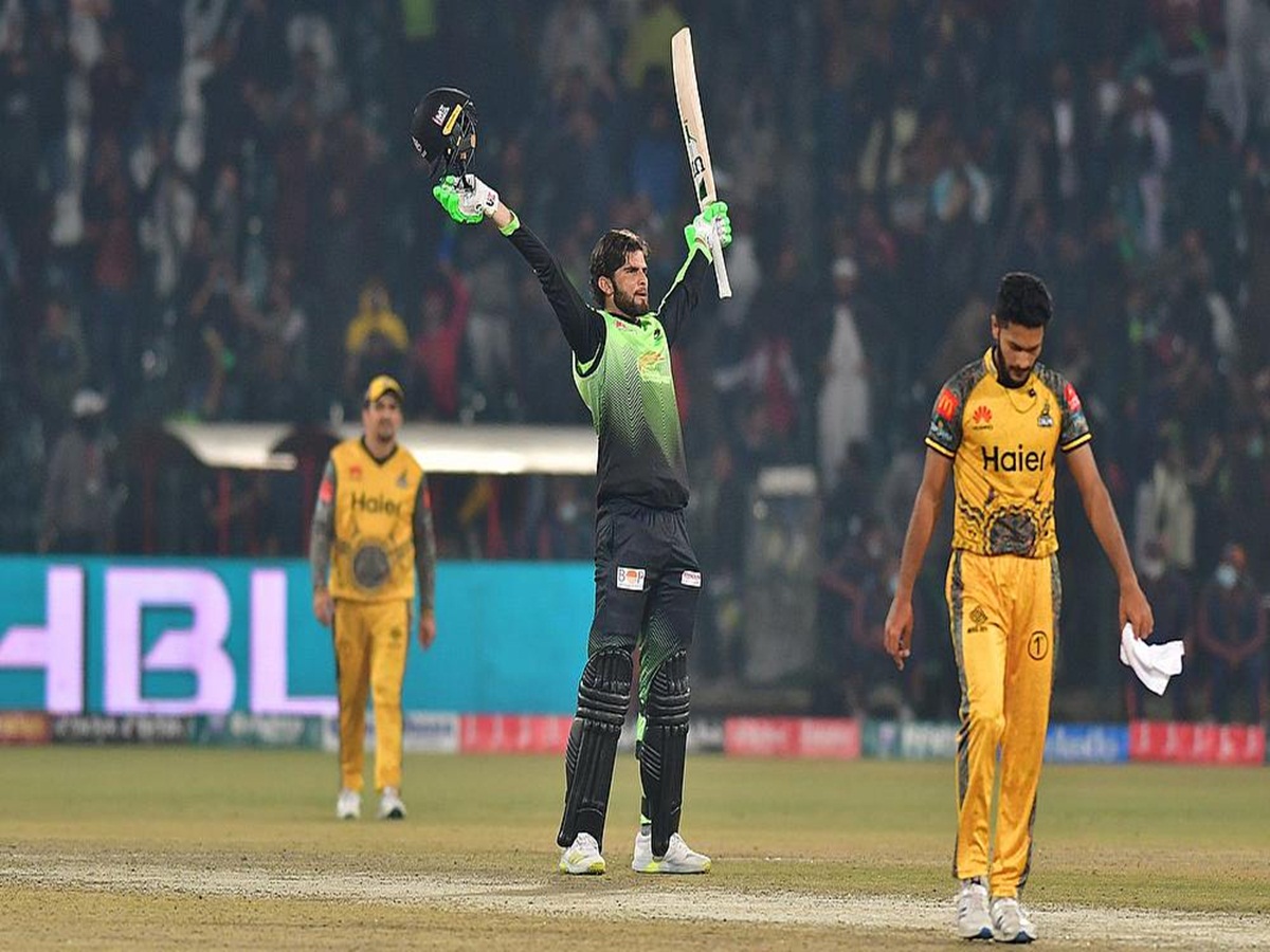 Qalandars retain second spot despite Super Over loss to Zalmi