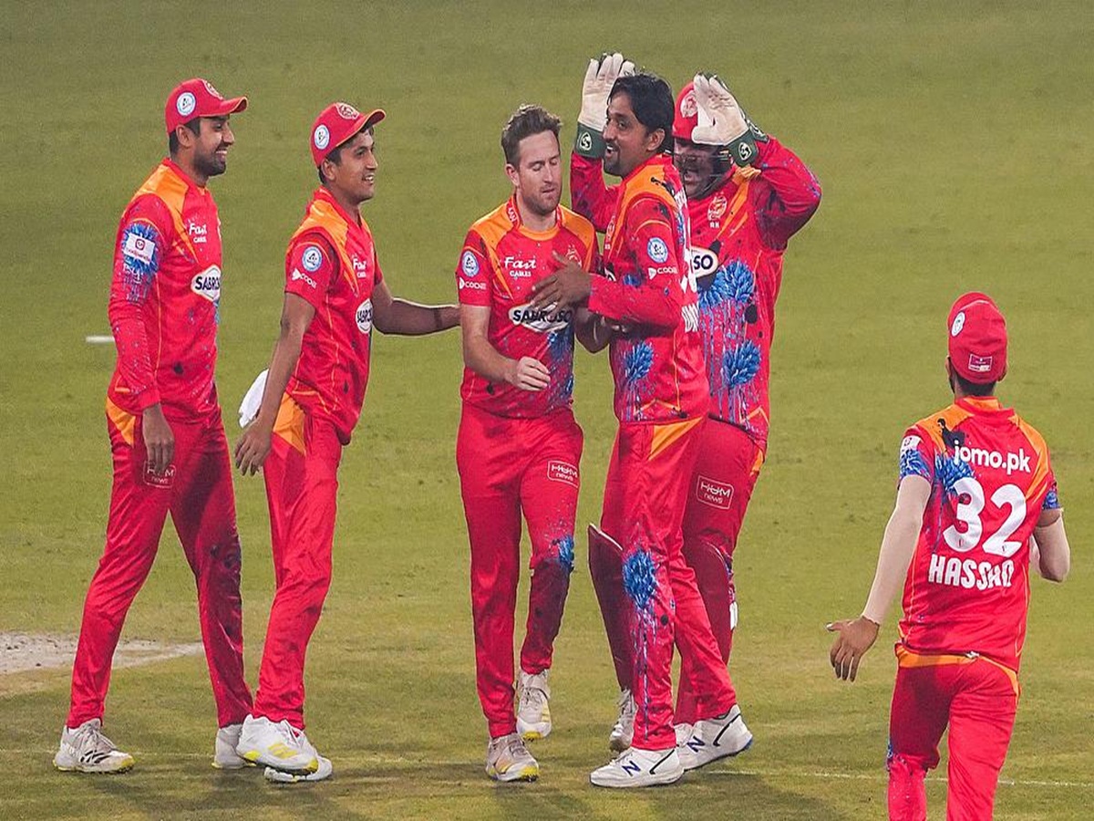 Last ball heartbreak sends Karachi Kings packing