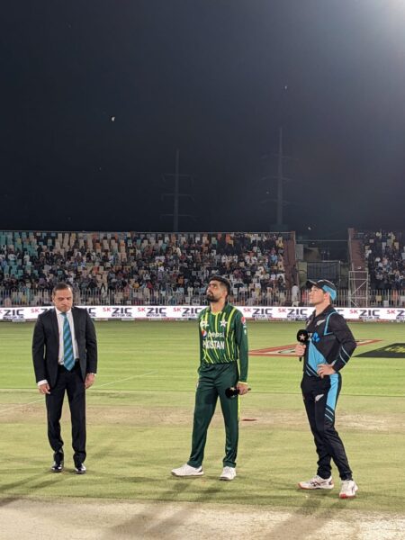 PAK vs NZ: New Zealand elect to bowl first in fifth T20