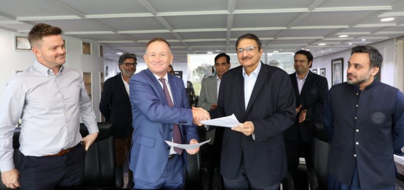 Pakistan Cricket Board  signs MoU with Middlesex County