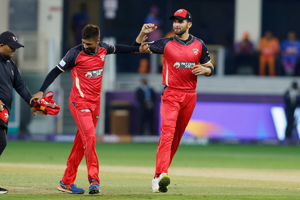 Shaheen Afridi and Azam Khan help Desert Vipers conquer Gulf Giants