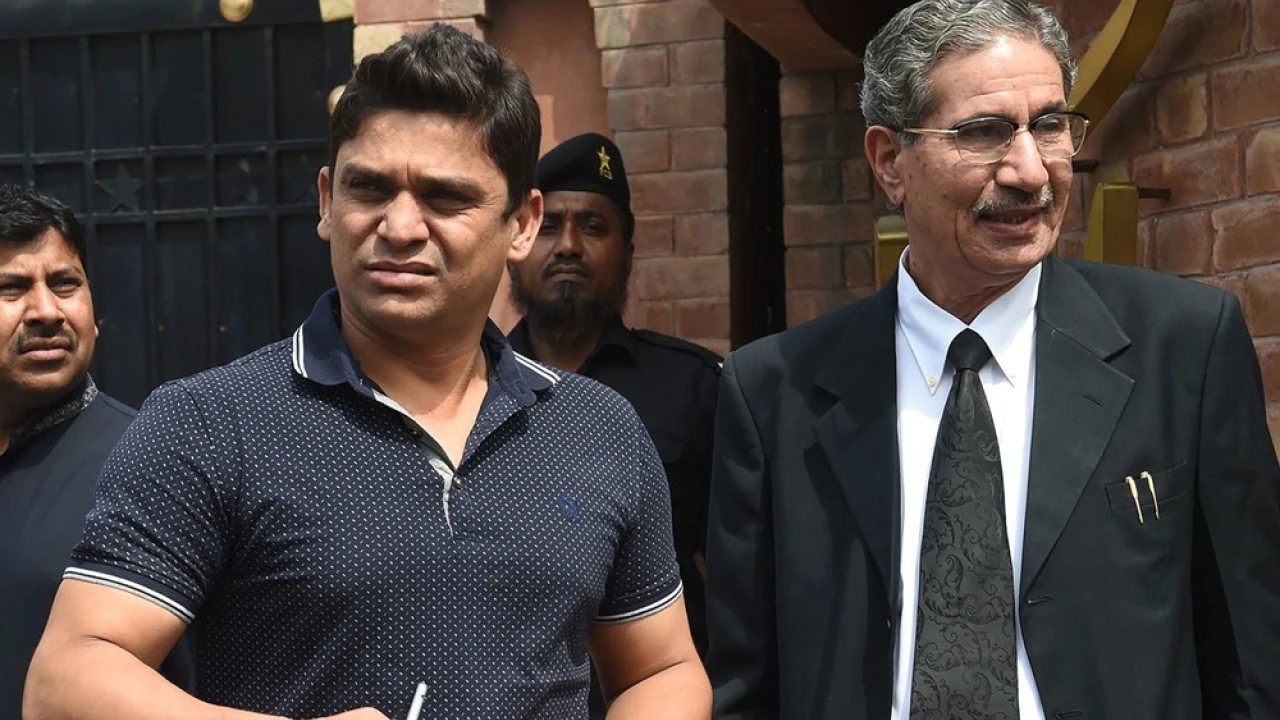 Former Pakistani cricketer Khalid Latif has decided to contest the election on behalf of Tehreek-e-Labaik Pakistan.
