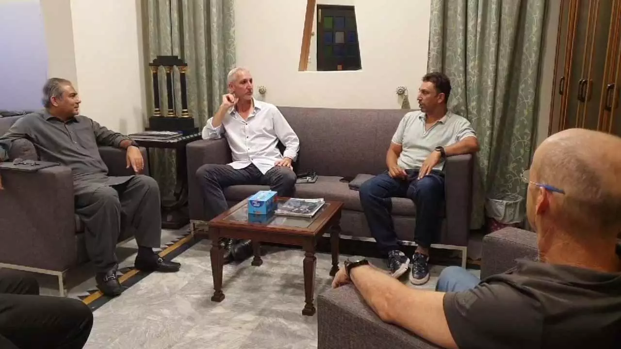 PCB chairman holds important meeting with national men's team coaching staff
