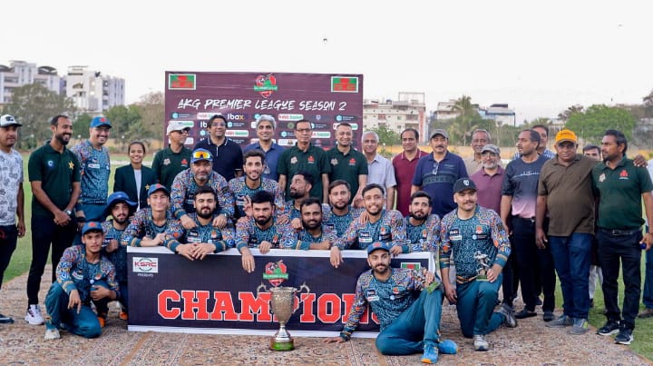 United Hurricanes annex AKG crown with sencesnal win by 8 runs