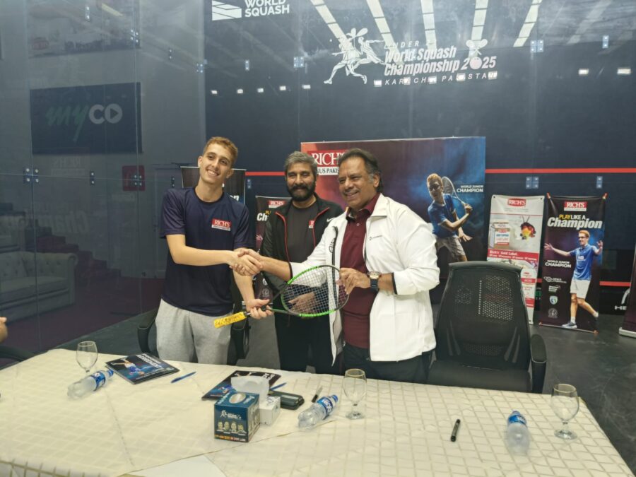 World Junior Champion Muhammad Zakaria Signs Five-Year Contract with Rich's Venus Pakistan