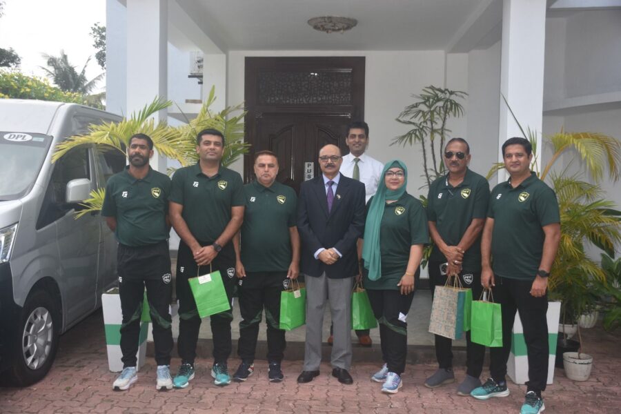 Pakistan U17 team officials hosted by High Commissioner in Colombo