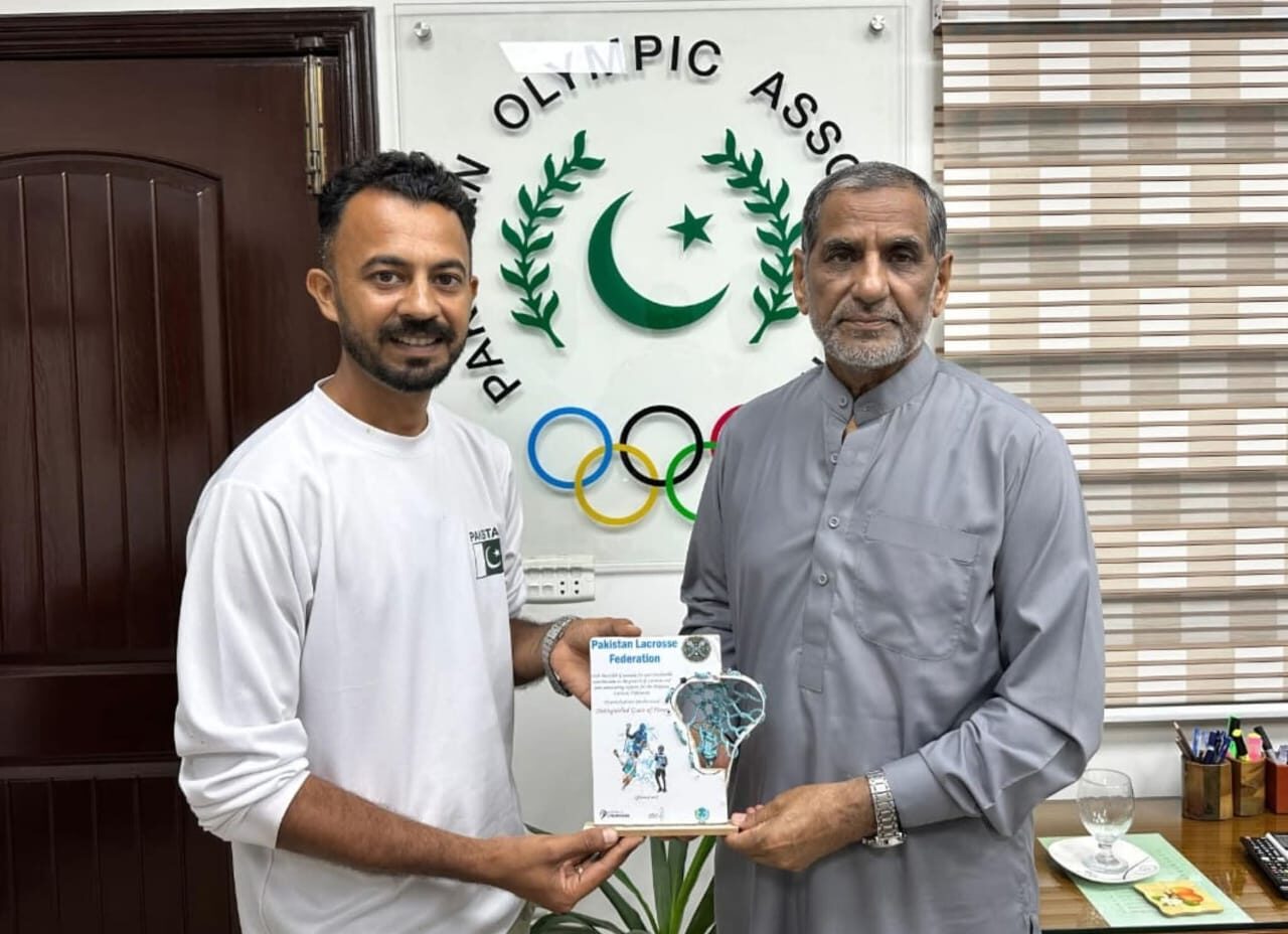Pakistan Olympic Association Secretary Khalid Mahmood meets Taifur Zarin