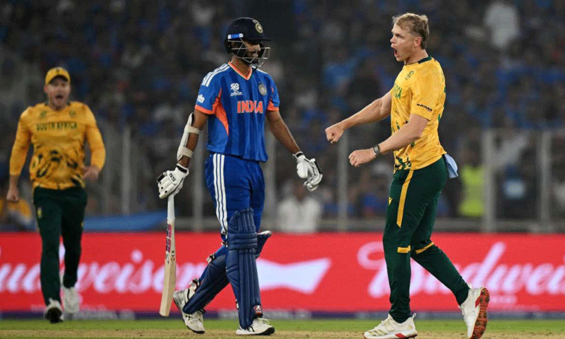 Super 8 Major Upset: South Africa crush defending champions India by 76 runs