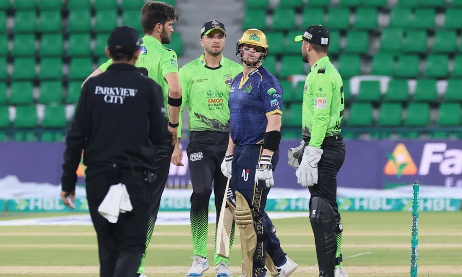 Naeem, Rahman help Qalandars sink Sultans in rain-shortened PSL 11 thriller