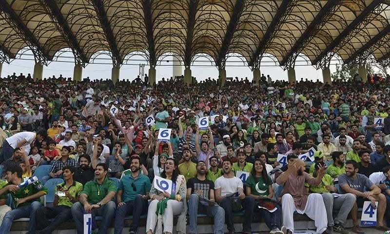 PCB chairman to seek govt clearance for fans' return ahead of PSL 11 playoffs