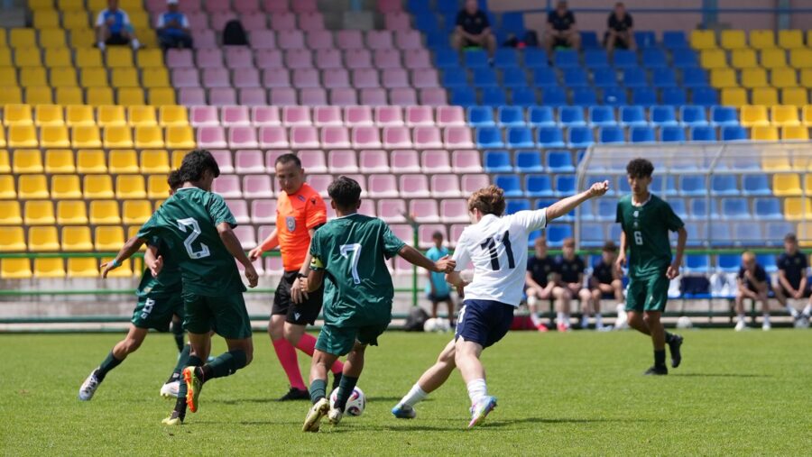 Valiant Pakistan edged by Russia in UEFA U-16 Tournament