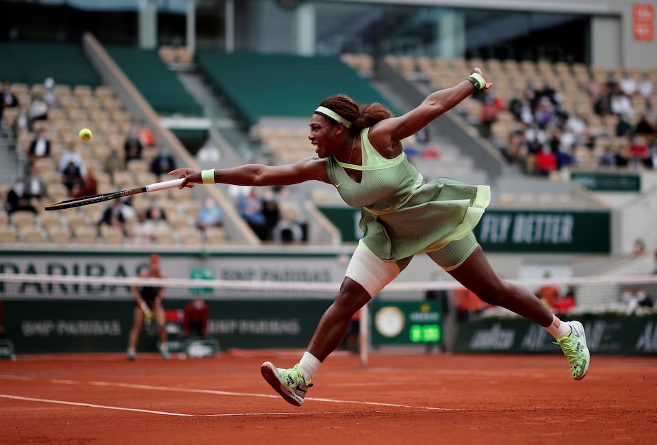 Serena Williams ends four-year absence with blockbuster Queen’s Club comeback