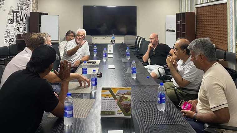 International hockey coaches arrive in Pakistan and assume duties